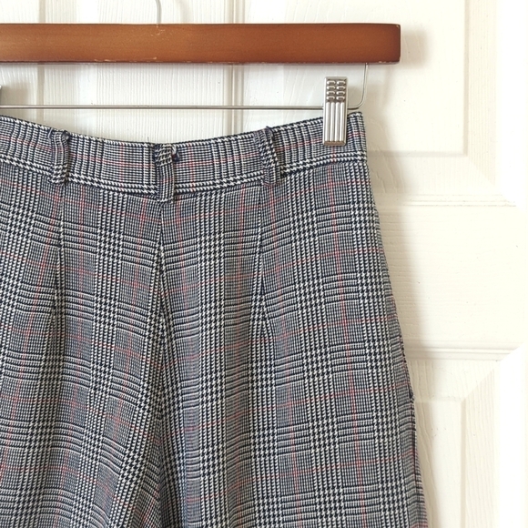 Casual Corner 90's Vintage Preppy Pleated Plaid High Waisted Wide Leg Shorts 4 - Picture 12 of 12